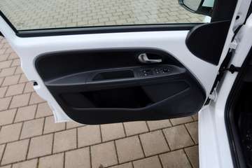 Volkswagen e-load up!#CCS#KAMERA#SITZH#TEMP#8xALU – image 12