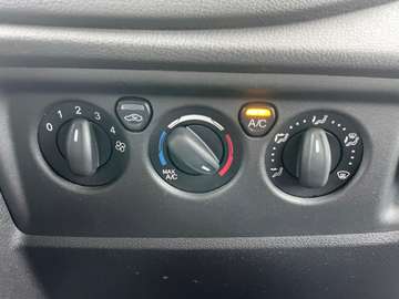 Ford Transit 350 L2H2 Lkw Navi Leder Kamera Automat – Bild 17