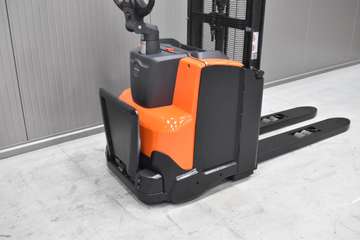 Toyota SWE 120 – Bild 6