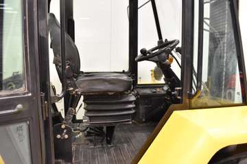 JCB 930, 4 x 4 – Bild 4