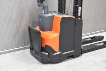 Toyota SWE 120 – Bild 6