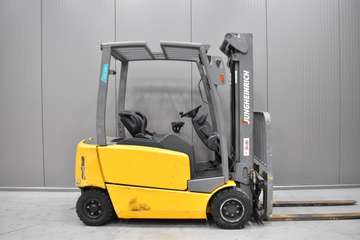 Jungheinrich EFG 320 N – Bild 2