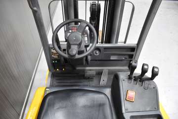 Jungheinrich EFG 320 N – Bild 6