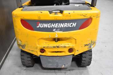 Jungheinrich EFG 320 N – Bild 8