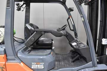 Toyota 02-8FGF25 – Bild 4