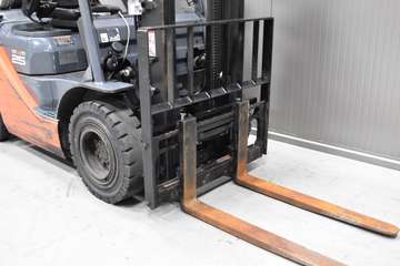 Toyota 02-8FGF25 – Bild 5