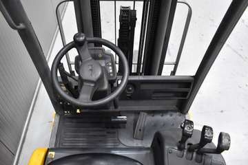 Jungheinrich EFG 320 N – Bild 6