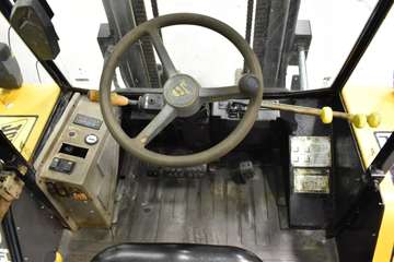 JCB 930, 4 x 4 – Bild 6