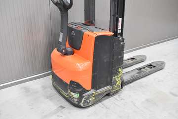 Toyota SWE 120 – Bild 6