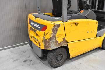 Jungheinrich EFG 320 N – Bild 7